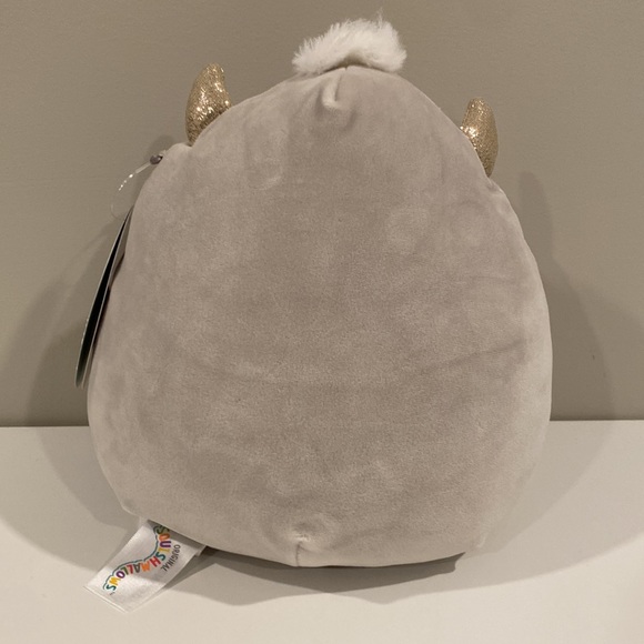 Squishmallow Nissa the Yeti 8” NWT Peppermint Belly Christmas 2023 - Picture 2 of 4